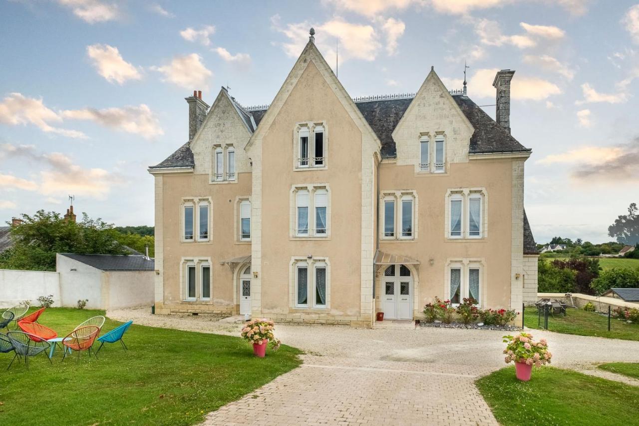 Manoir Des Bertinieres Hotel Cravant-les-Coteaux Exterior photo